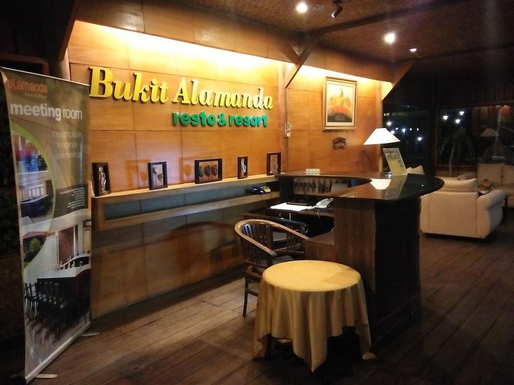 Bukit Alamanda Resort Garut Kültér fotó