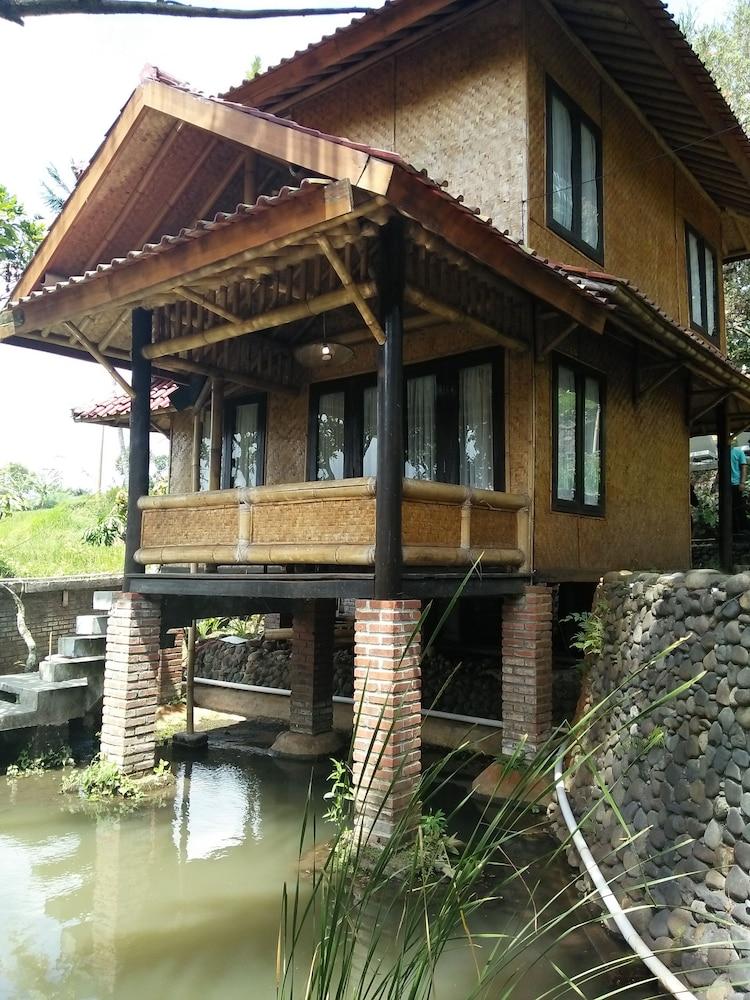 Bukit Alamanda Resort Garut Kültér fotó