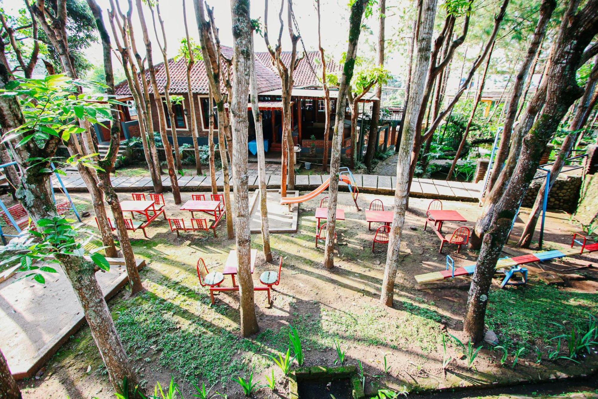 Bukit Alamanda Resort Garut Kültér fotó