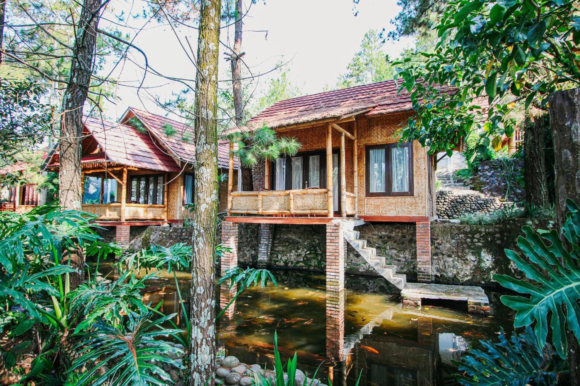 Bukit Alamanda Resort Garut Kültér fotó